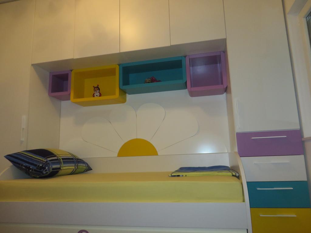 Apartment Simaris - Spacious With Terrace And Sea View Šibenik Екстериор снимка