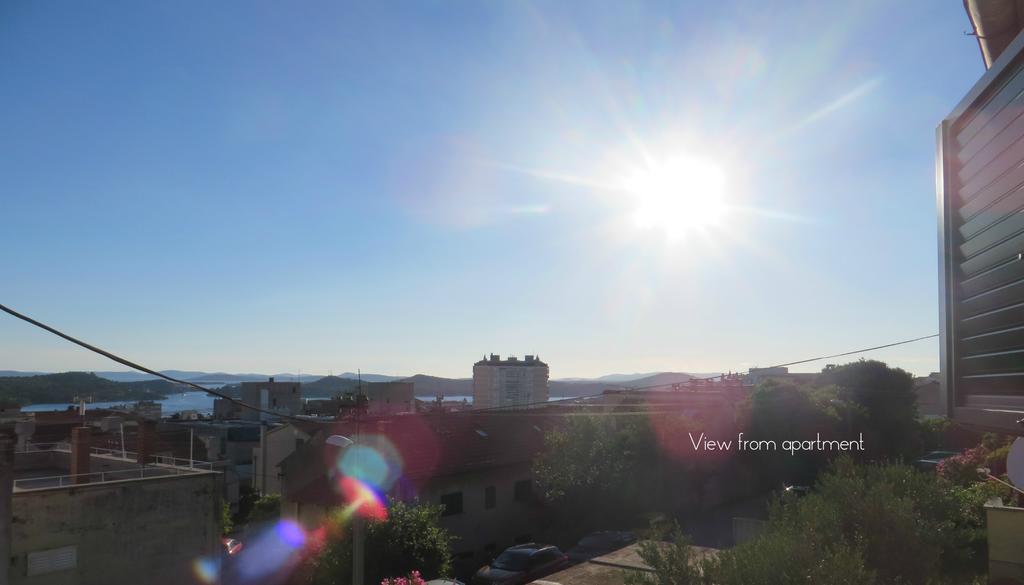 Apartment Simaris - Spacious With Terrace And Sea View Šibenik Екстериор снимка