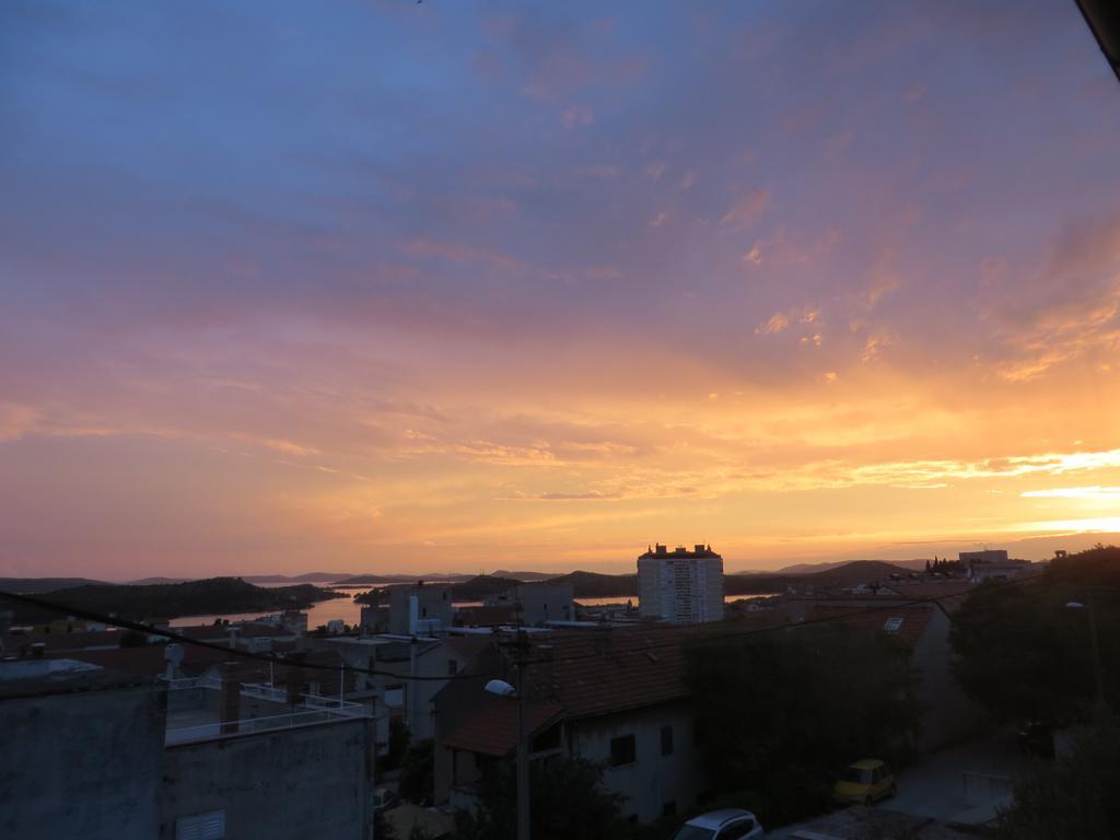 Apartment Simaris - Spacious With Terrace And Sea View Šibenik Екстериор снимка